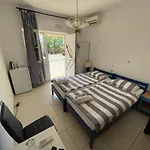 Noelle Oda ve Kahvaltı 3*