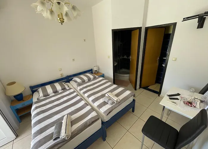 Noelle Bed & Breakfast 3*